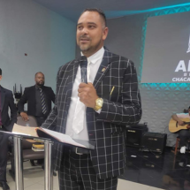 PASTOR UELLINGTON